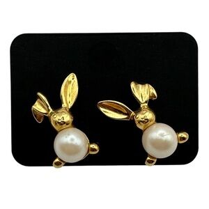 Vintage Avon Faux Pearl Gold-tone Easter Bunnie Rabbit Pierced Earrings Estate